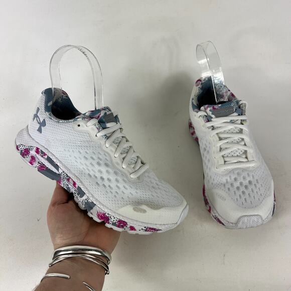 Under Armour HOVR Infinite 3 HS Sneakers Women's 6 White athletic Camo Mesh gym - Picture 1 of 13